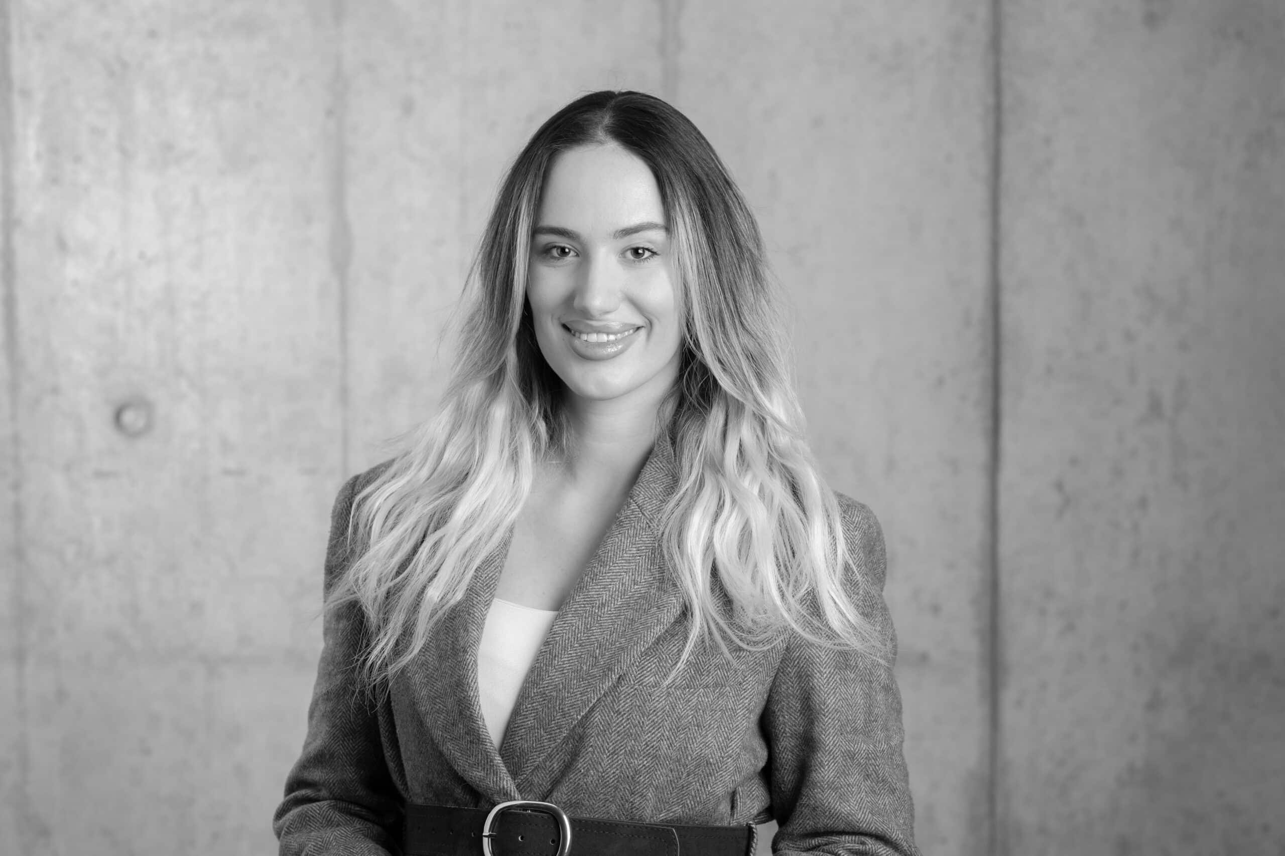 Vantage Education AG - Edona Humolli